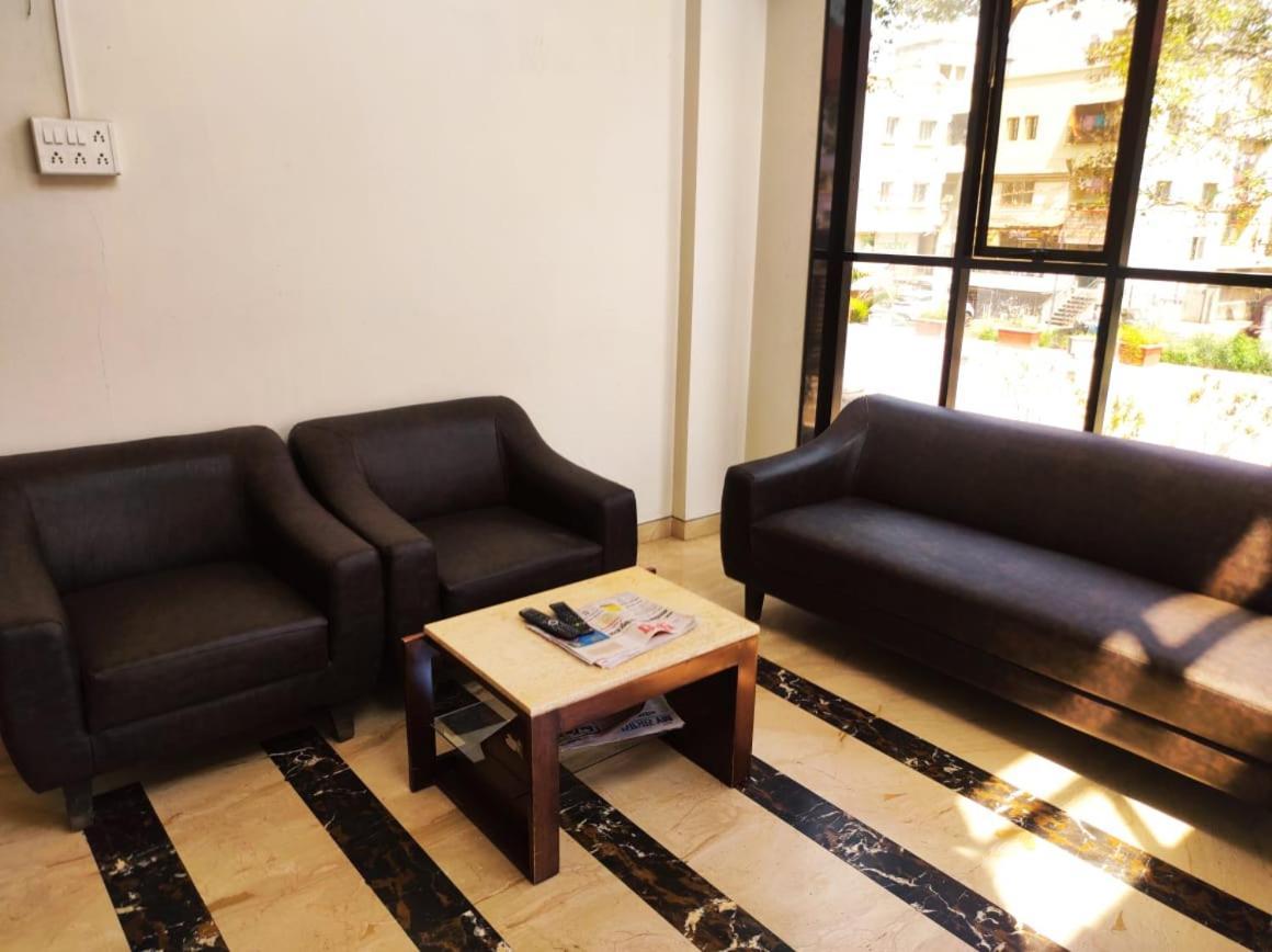 Hotel Manasi Inn ساتارا المظهر الخارجي الصورة