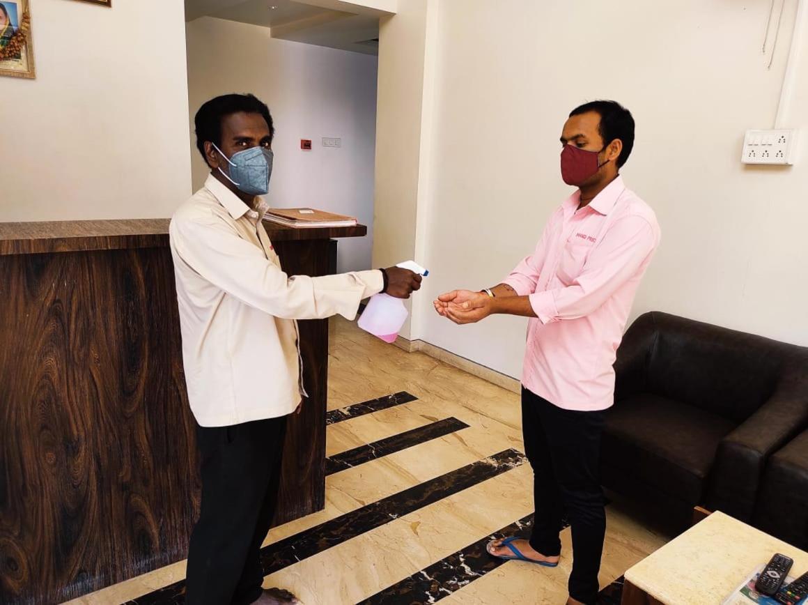 Hotel Manasi Inn ساتارا المظهر الخارجي الصورة